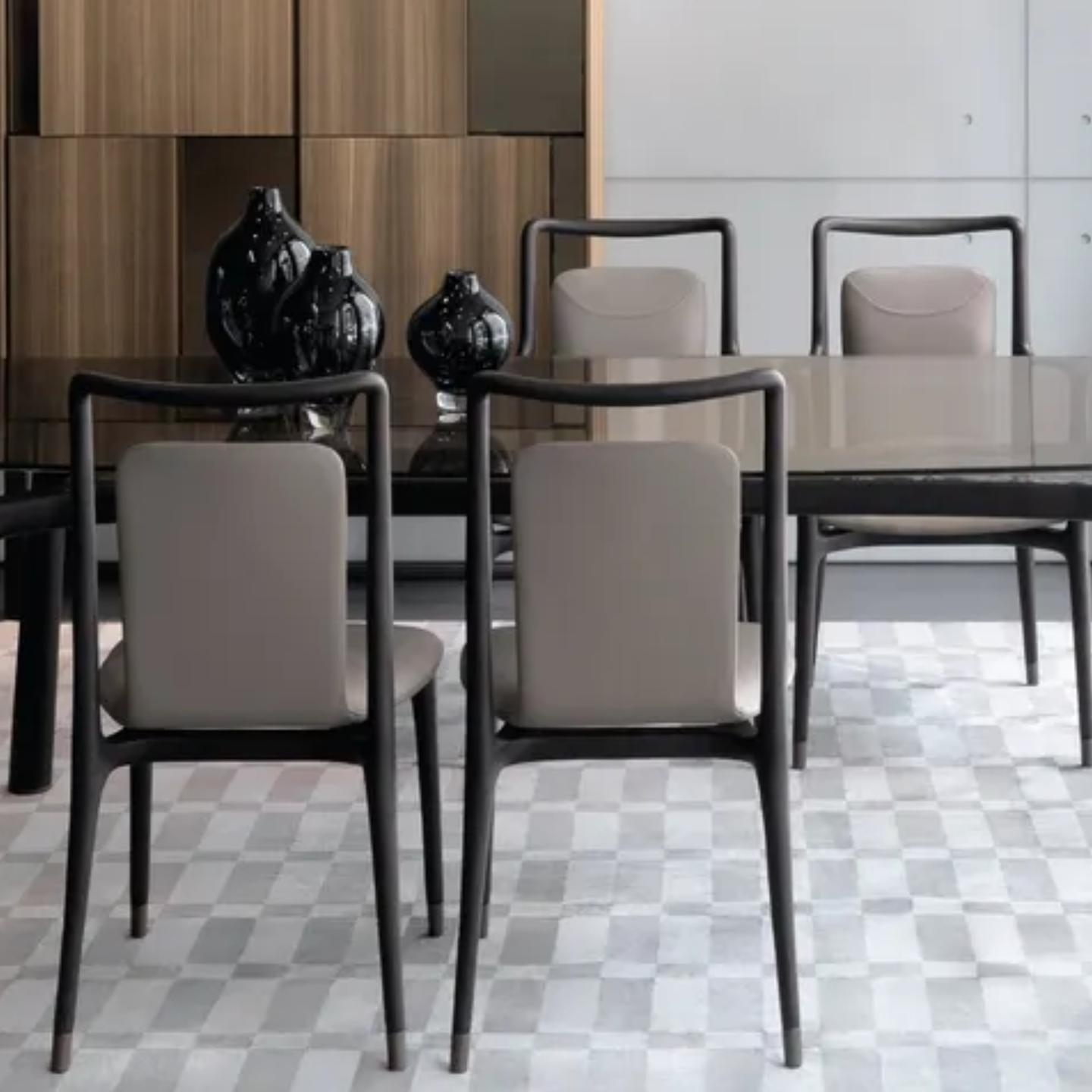 LINEA Dining Chair
