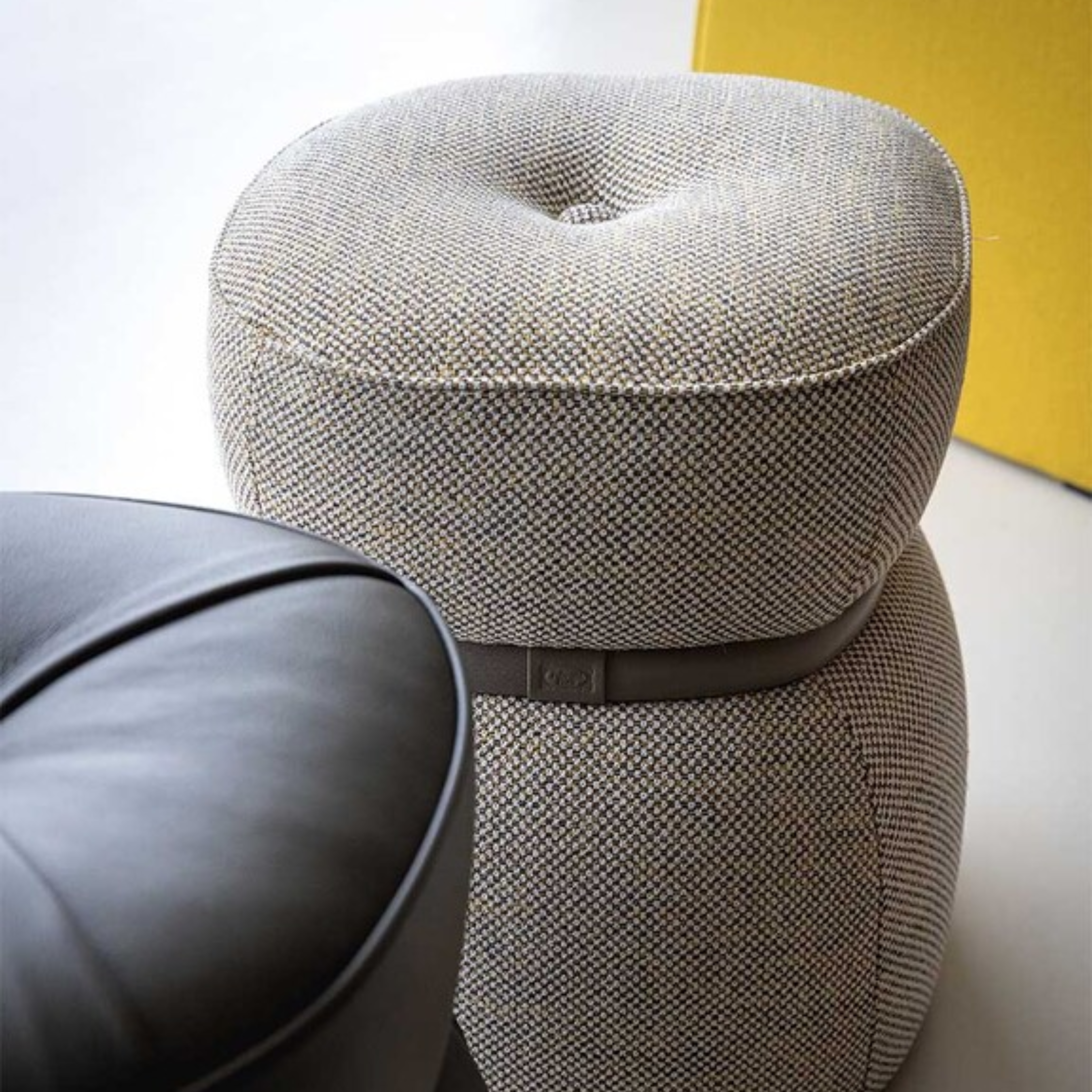 KNOT Pouf