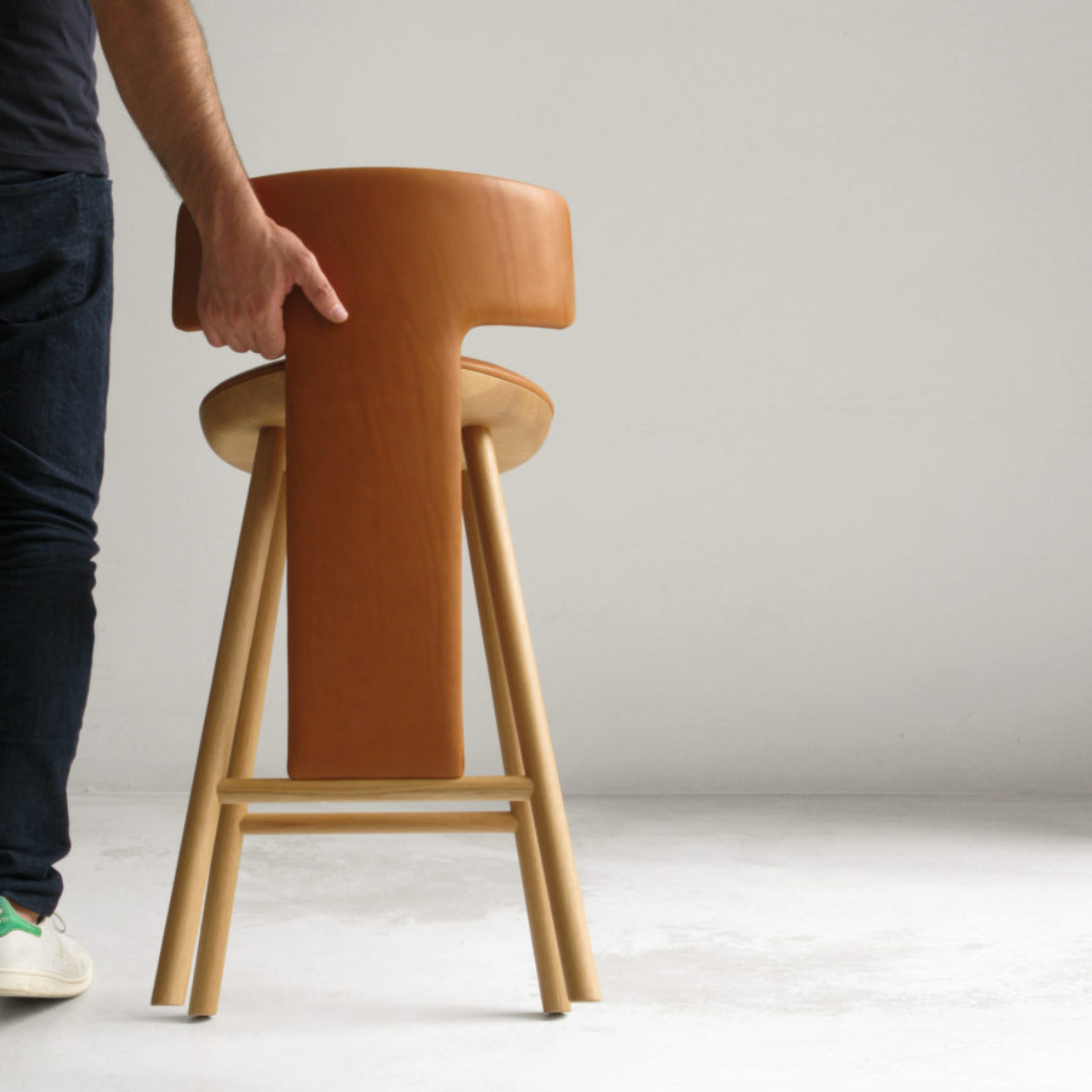 PLINTH High Chair
